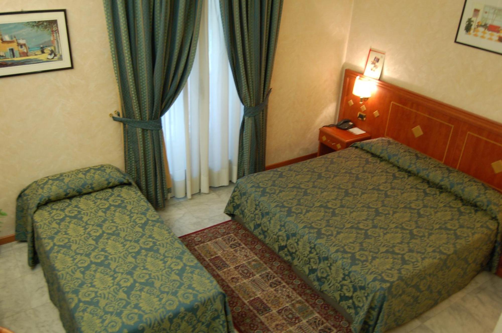 טורינו Hotel Chelsea מראה חיצוני תמונה