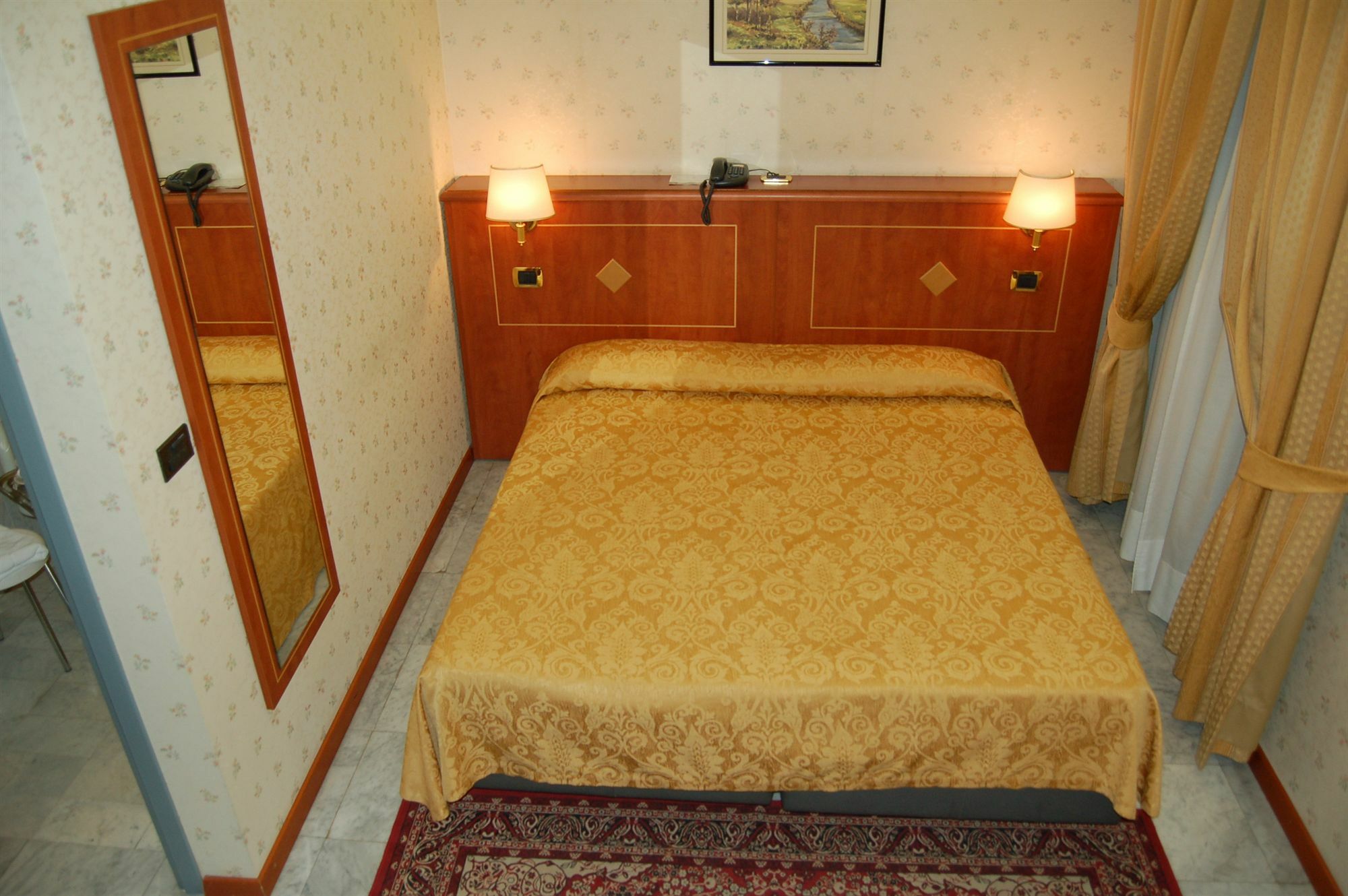טורינו Hotel Chelsea מראה חיצוני תמונה