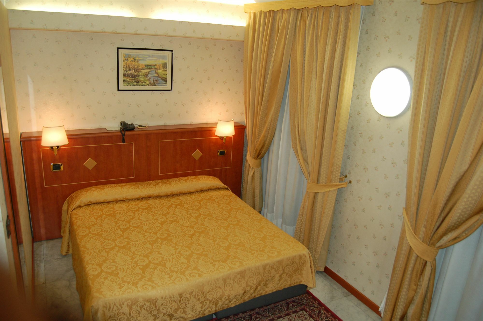 טורינו Hotel Chelsea מראה חיצוני תמונה